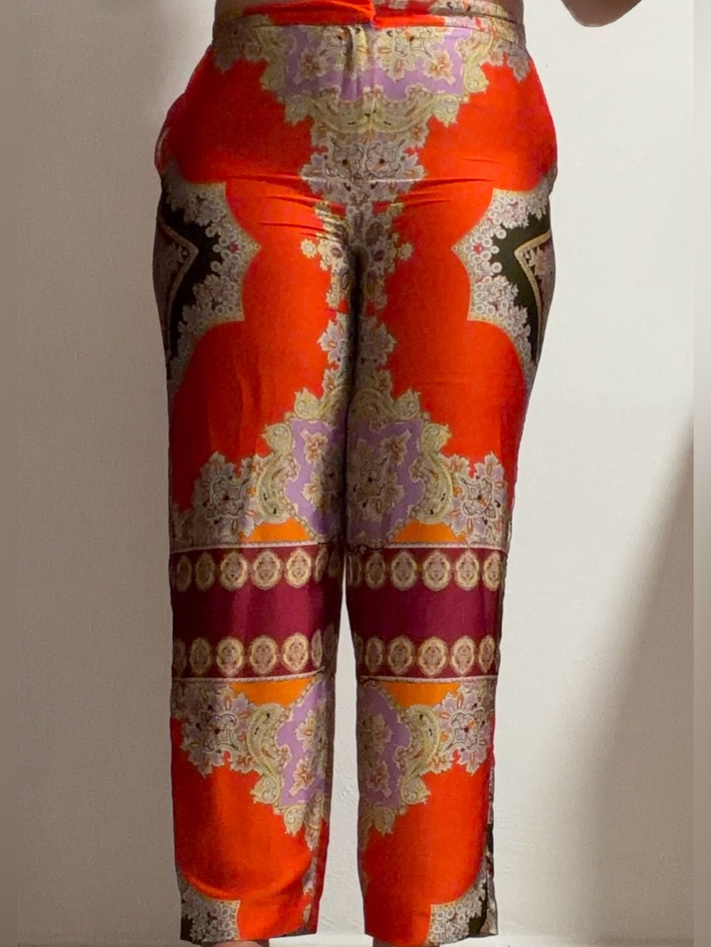 Zara Satin Printed Cropped Pants